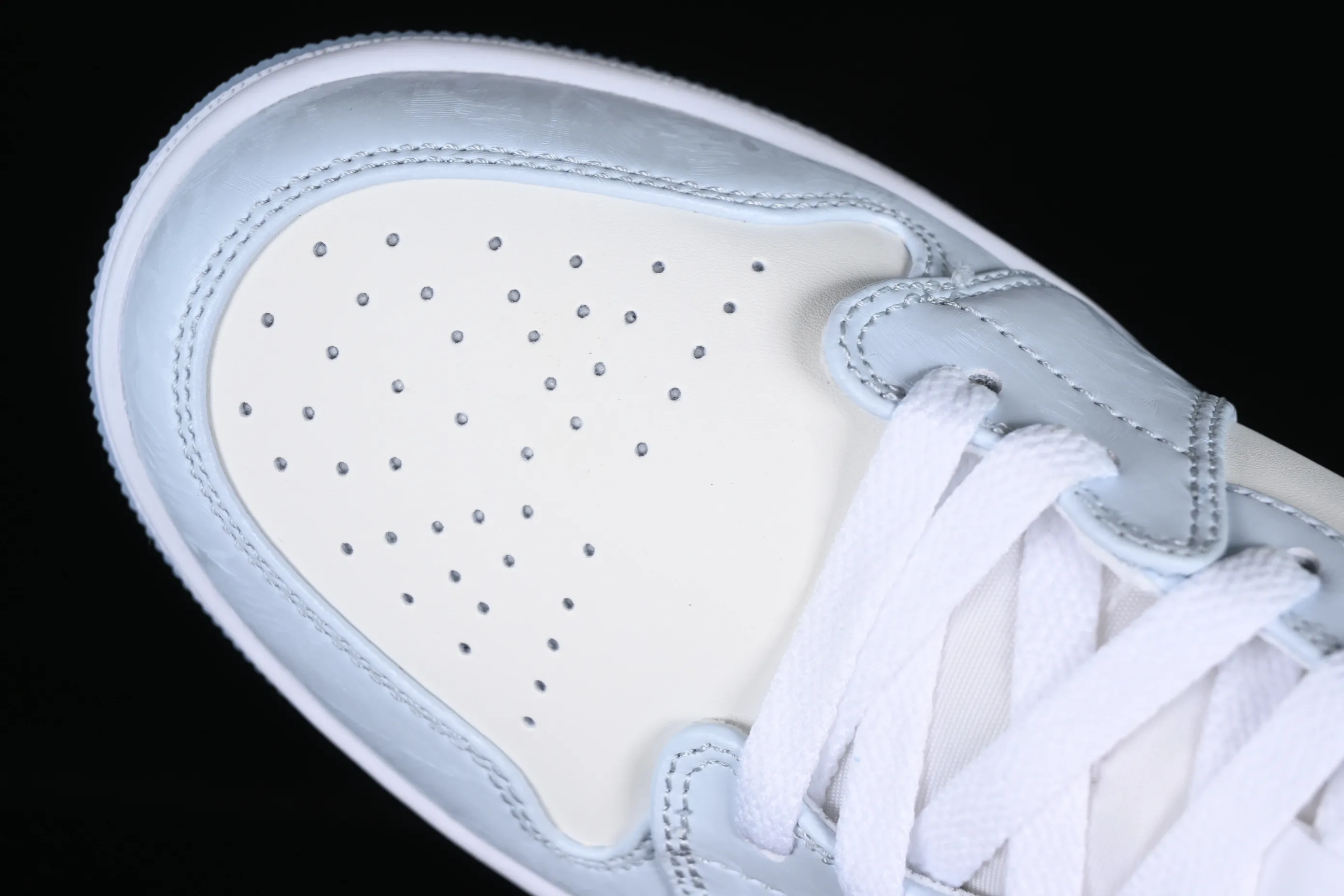 All categories Air Jordan Jordan series basketball shoes Air Jordan 1 Mid Air Jordan 1 Mid GS "Glitter Swoosh" AJ1 Joe 1 ice blue crystal Zhongbang basketball shoes FQ9117-400